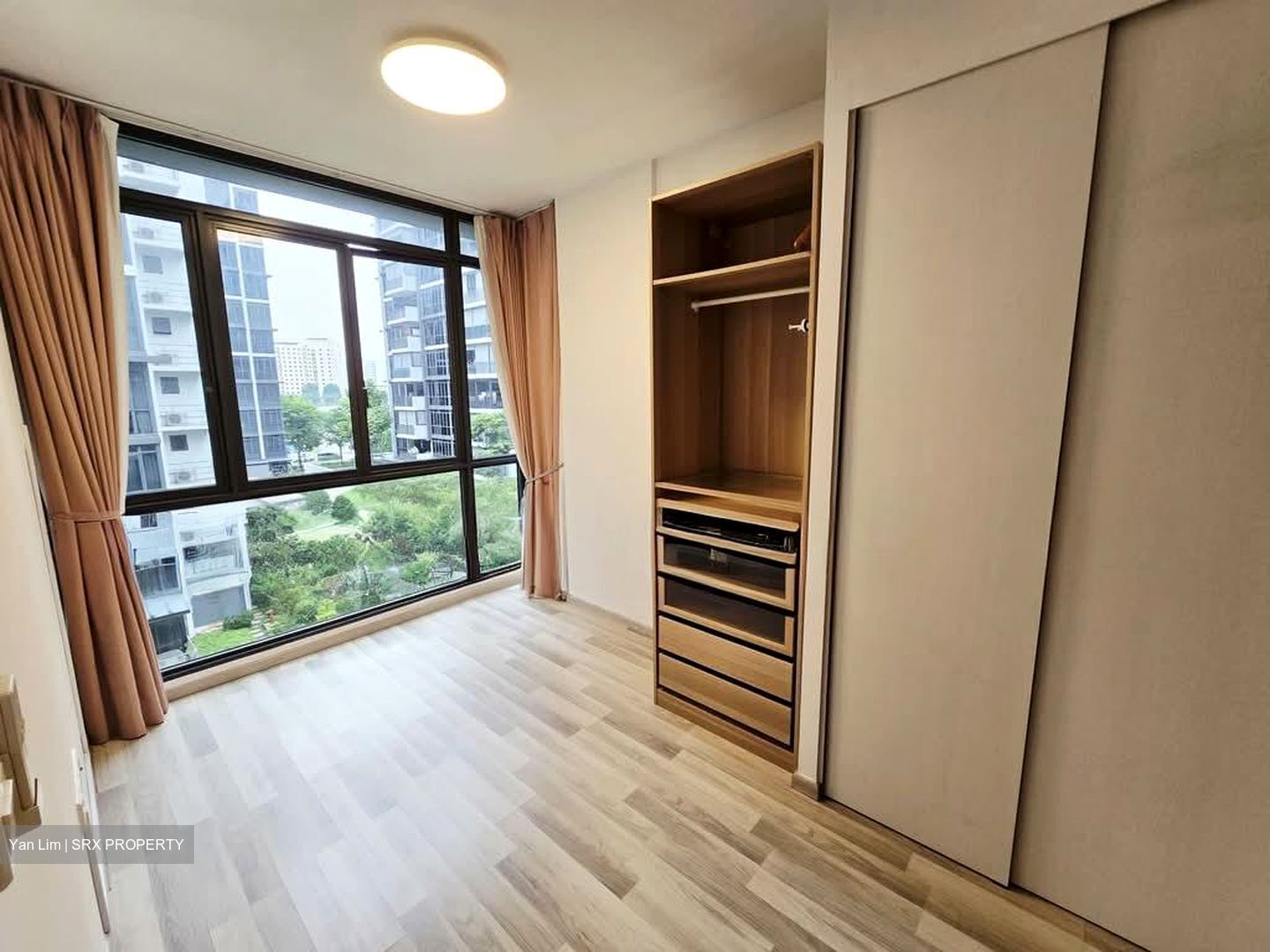 La Fiesta (D19), Condominium #585602221